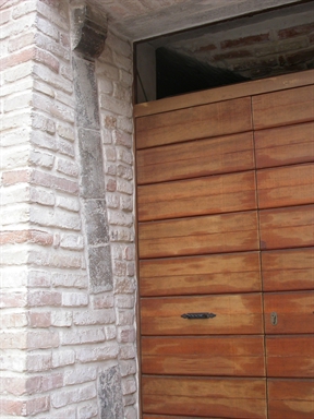 Casa a schiera di testata